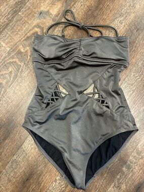 Strappy Cutout One-Piece Swimsuit in Charcoal